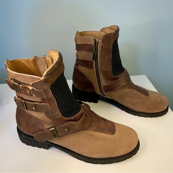 Von Dutch Boots - Picture 4 of 11